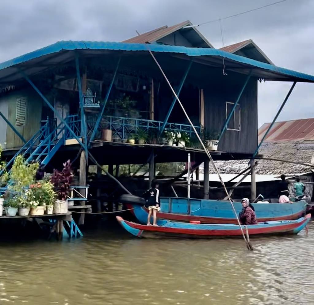 Kampong Phluk floating village