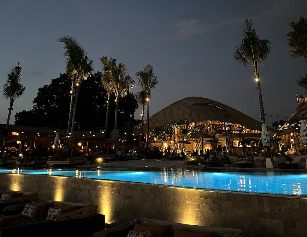 Seminyak Bali Mari beach club Batu Belig