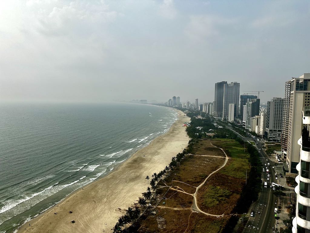 Da Nang My Khe beach