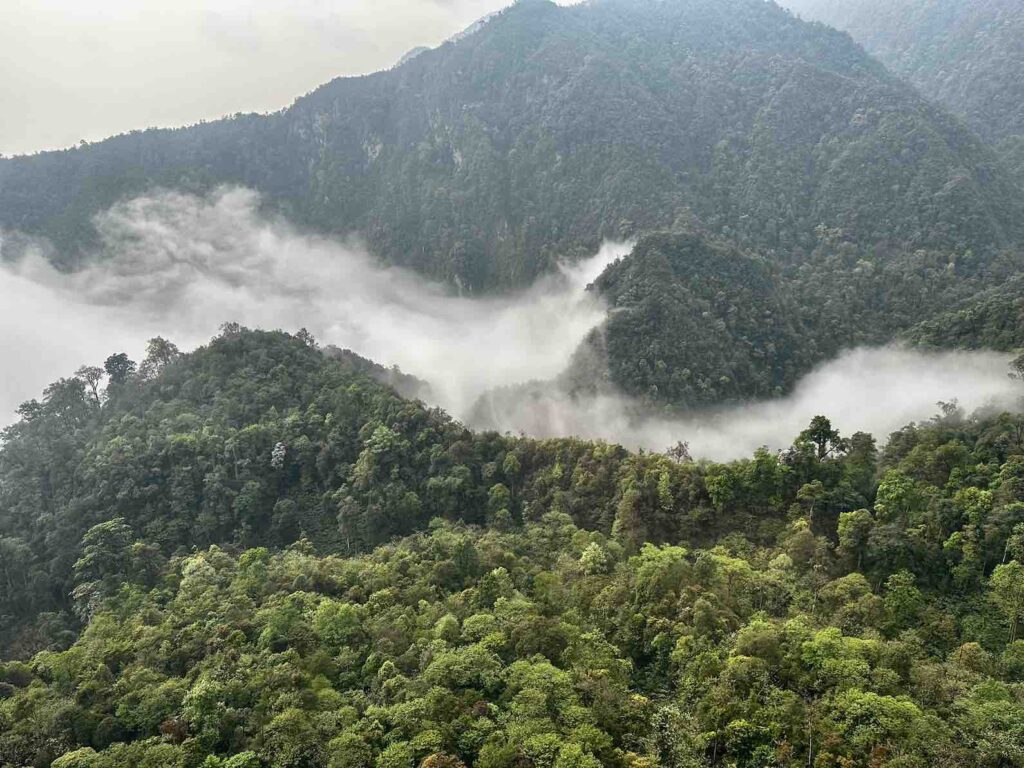 Sapa Sa Pa Hiking in the Clouds Vietnam