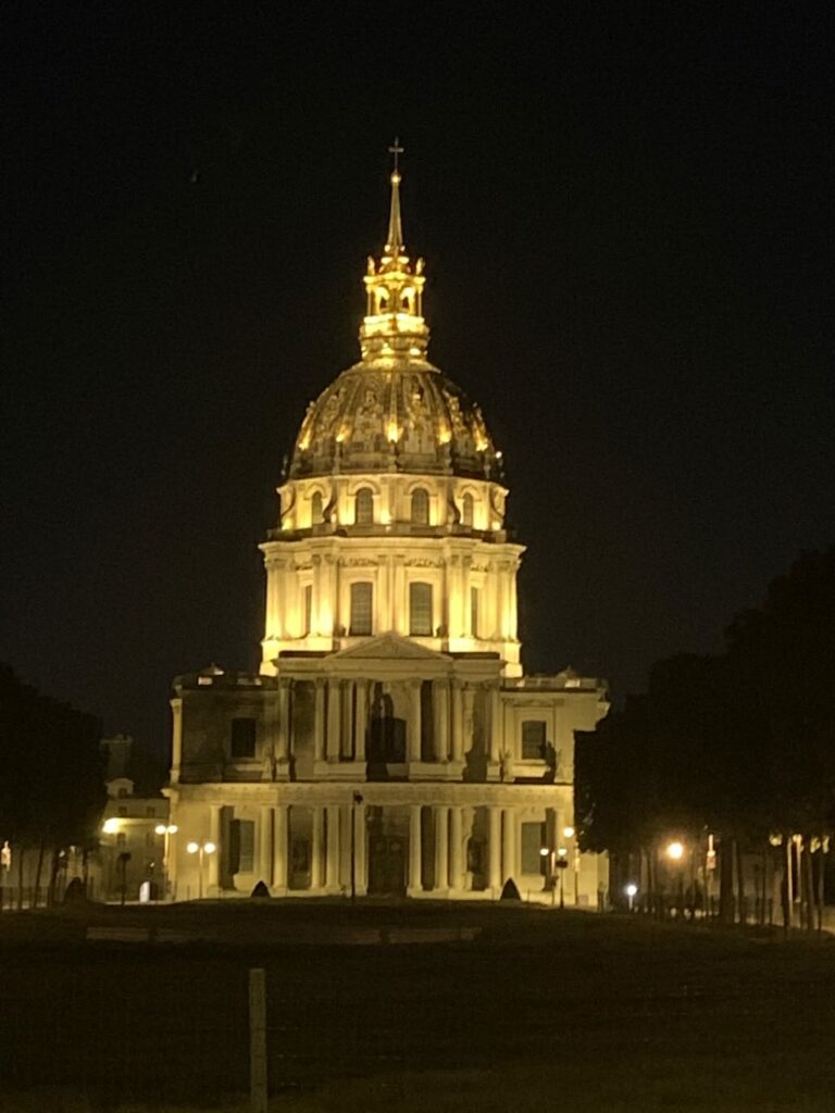 Invalides Paris 7th and 8th arrondissements at night