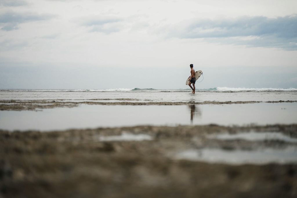 Siargao island surfer pexels sesinando