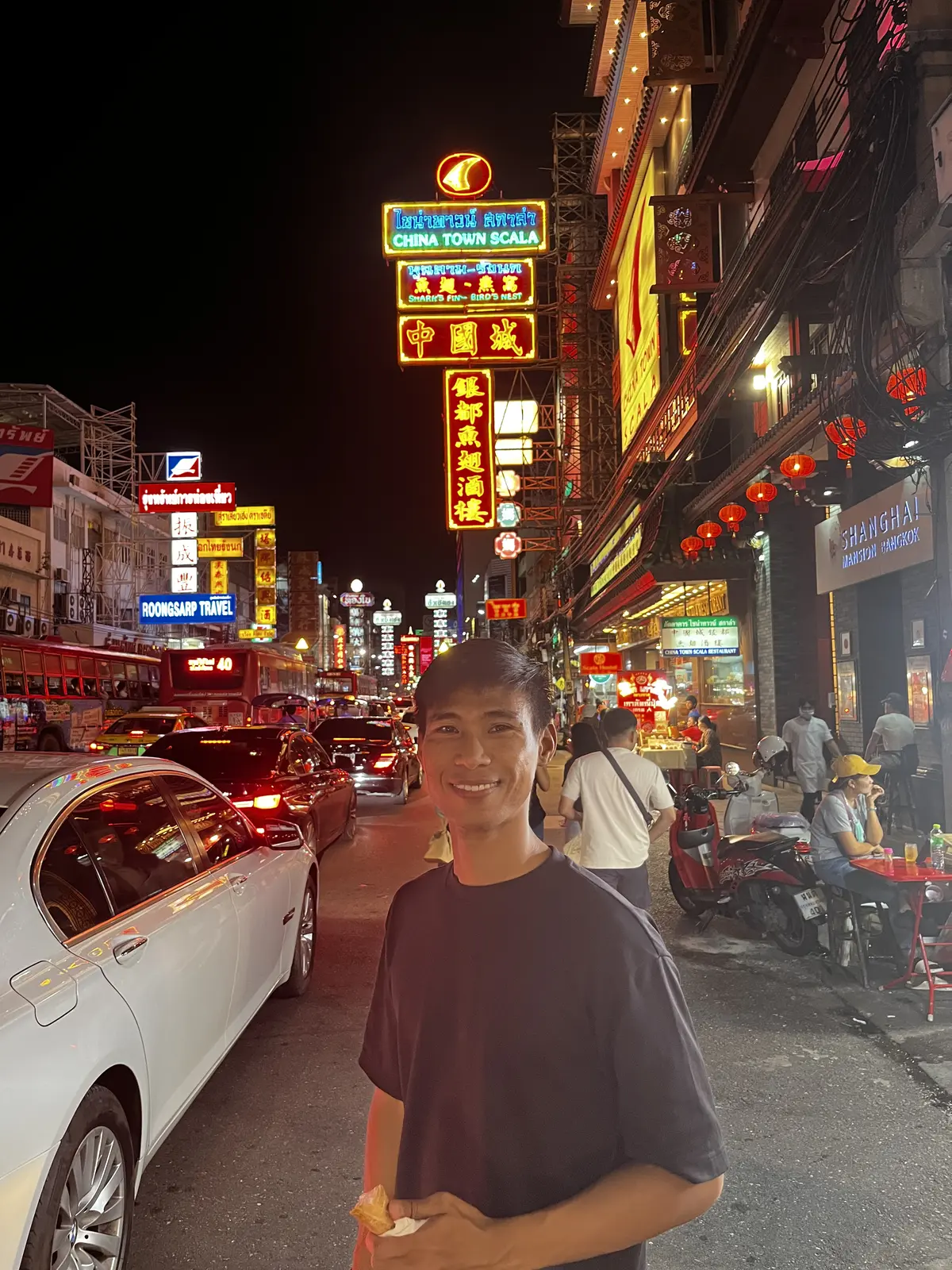 Neon signs of Yaowarat Road at night in Chinatown, Bangkok